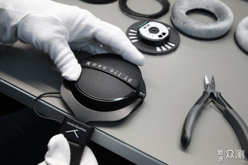 從專業(yè)監(jiān)聽到藝術(shù)創(chuàng)作 拜雅DT 770、990與PRO X的隱秘共鳴